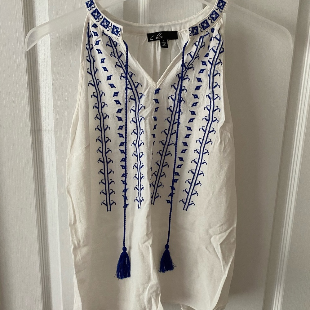 White tank